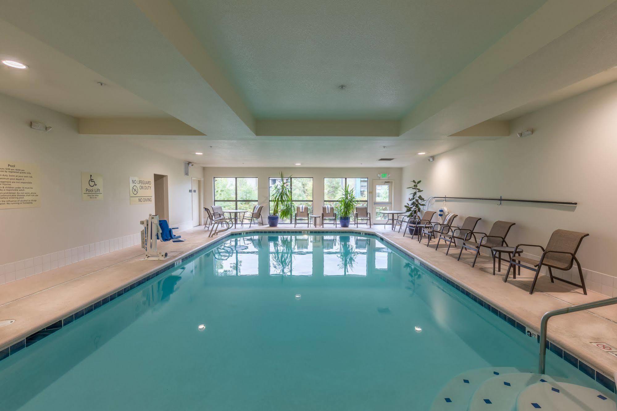 Hampton Inn Eugene Luaran gambar